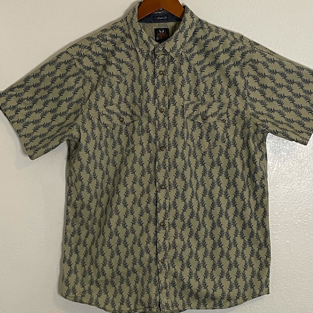 Moonshine tree printed button up